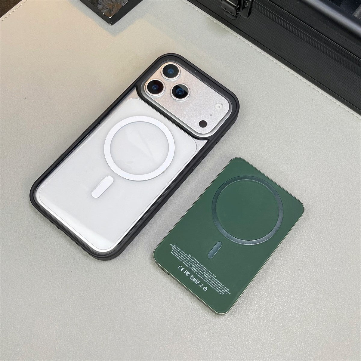 Heart Design x MagSafe iPhone Case