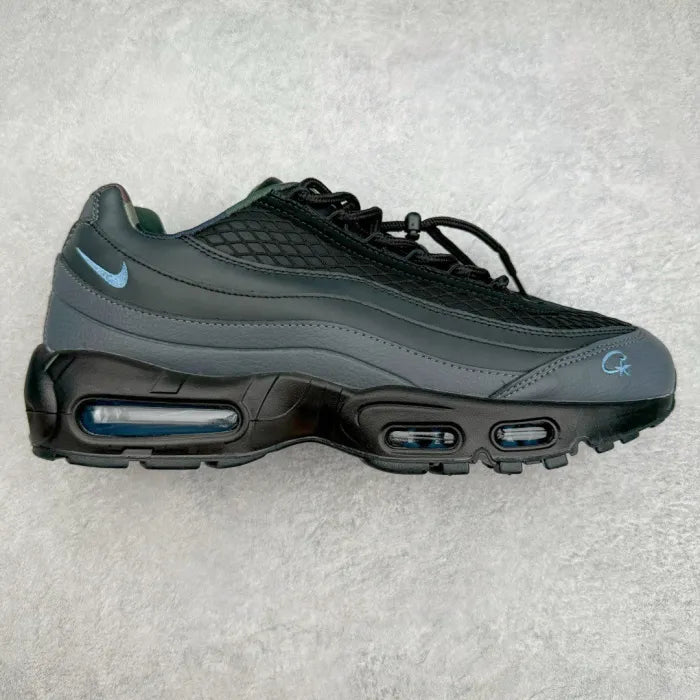 C - SNEAKERS - ThePoshLabel