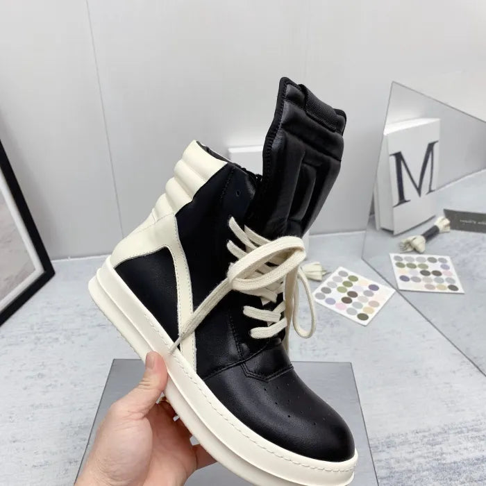 R - SNEAKERS