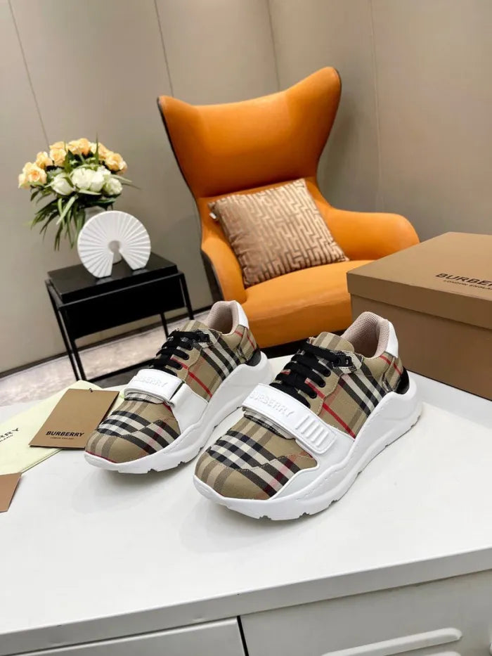 B - SNEAKERS - ThePoshLabel