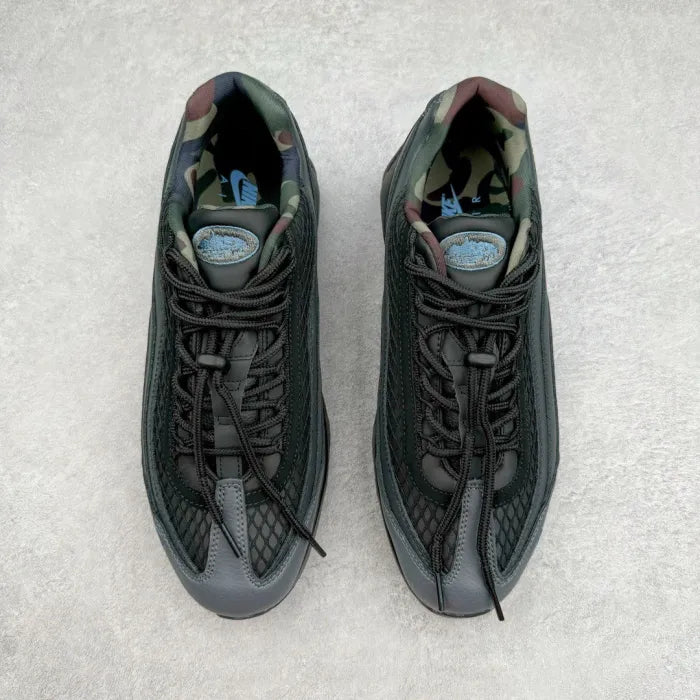 C - SNEAKERS - ThePoshLabel