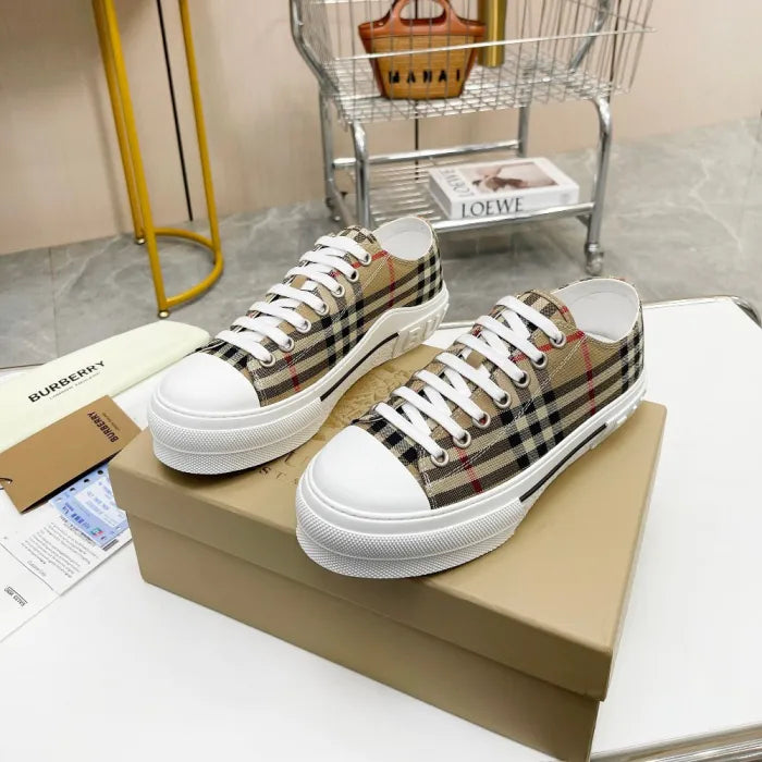 B - SNEAKERS - ThePoshLabel
