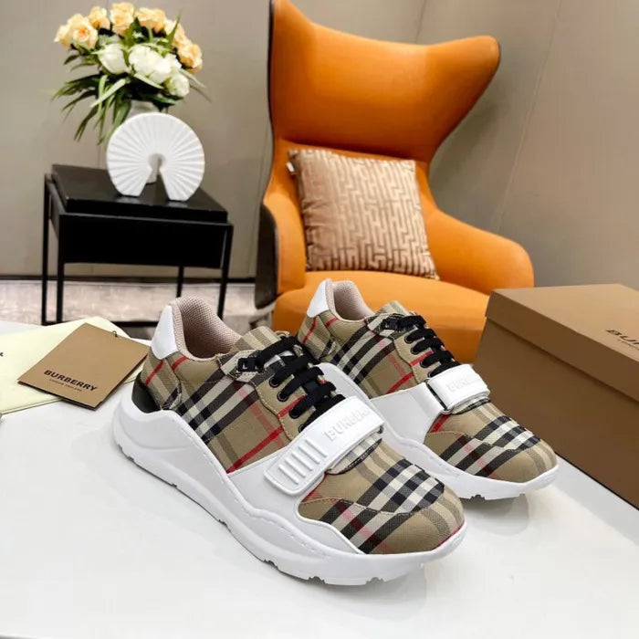 B - SNEAKERS - ThePoshLabel