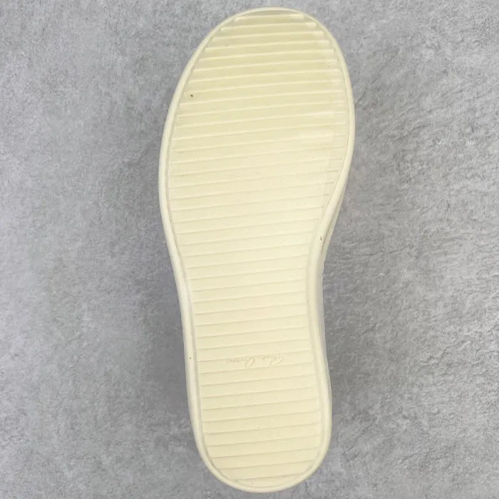 R - SNEAKERS