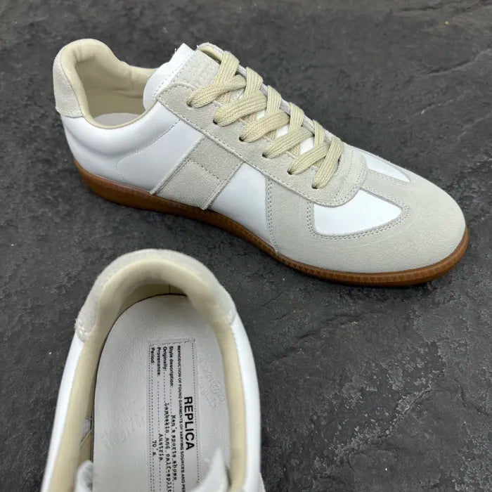 M - SNEAKERS