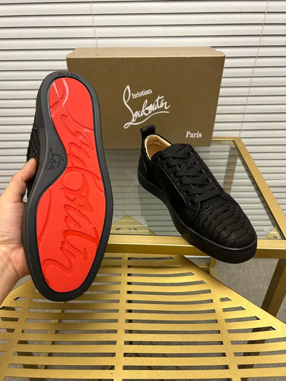 C - SNEAKERS