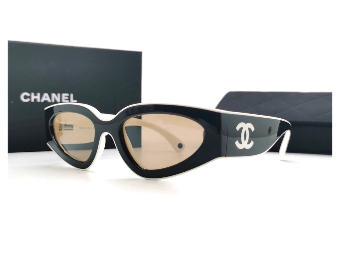 Classic Sunglasses116 - ThePoshLabel - Black