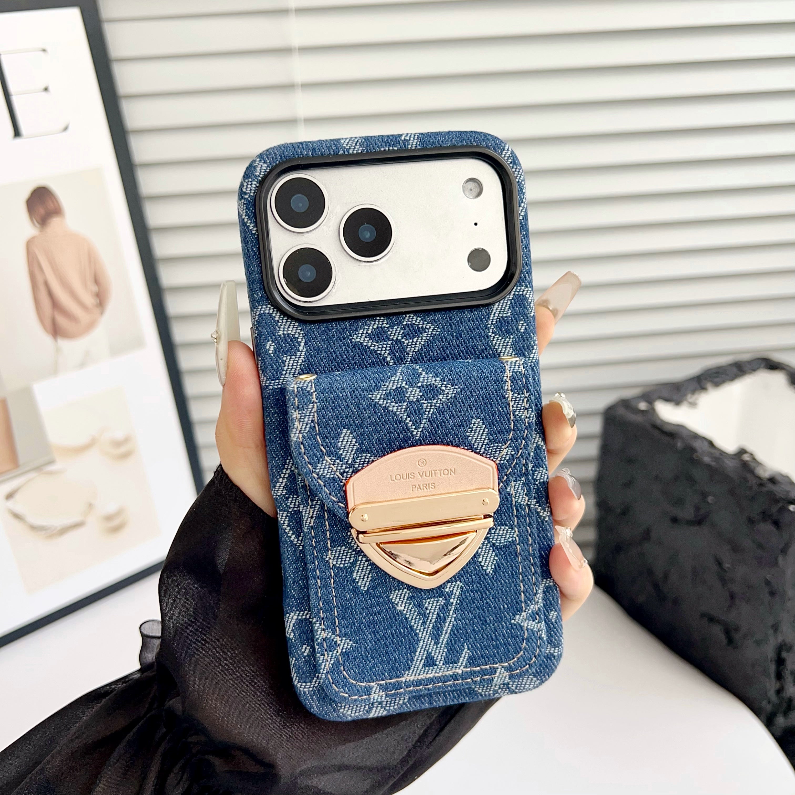 Luxury Crossbody iPhone Case with Card Pocket &amp; Detachable Strap