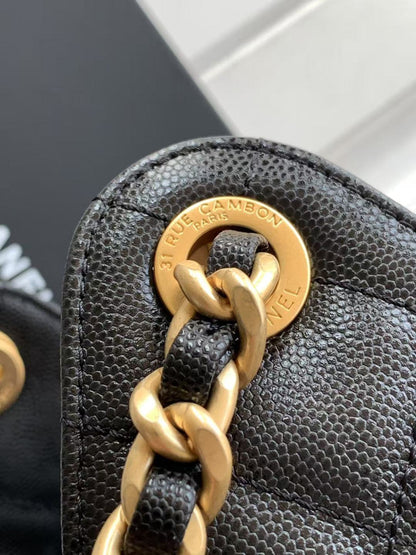 25 Small Handbag Grained Calfskin &amp; Gold-Tone Metal Bag