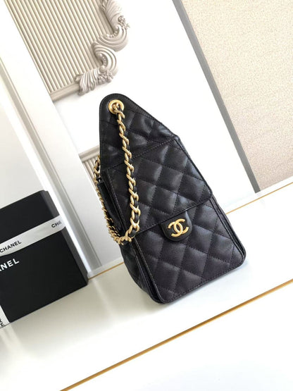 25 Small Handbag Grained Calfskin &amp; Gold-Tone Metal Bag