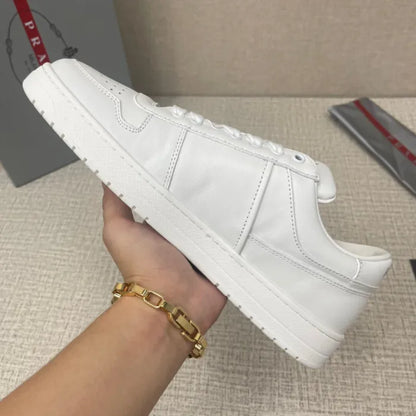 P - SNEAKERS