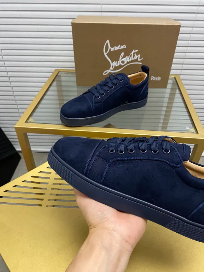 C - SNEAKERS