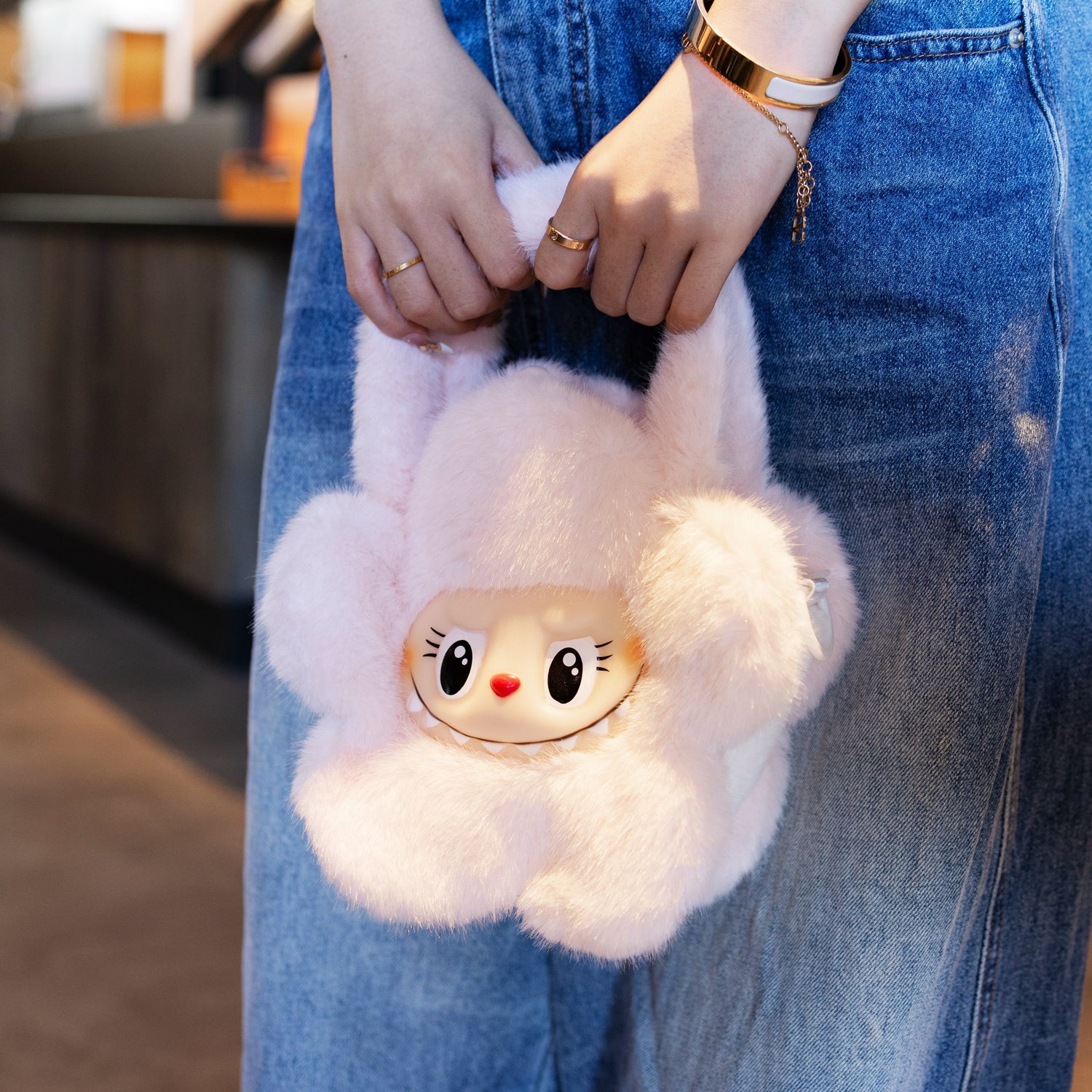 Lncredibly Trendy &amp; Cute Bag