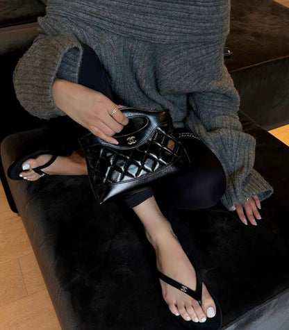 👡 Chic &amp; Comfy Flat Flip Flops