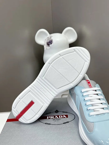P - SNEAKERS