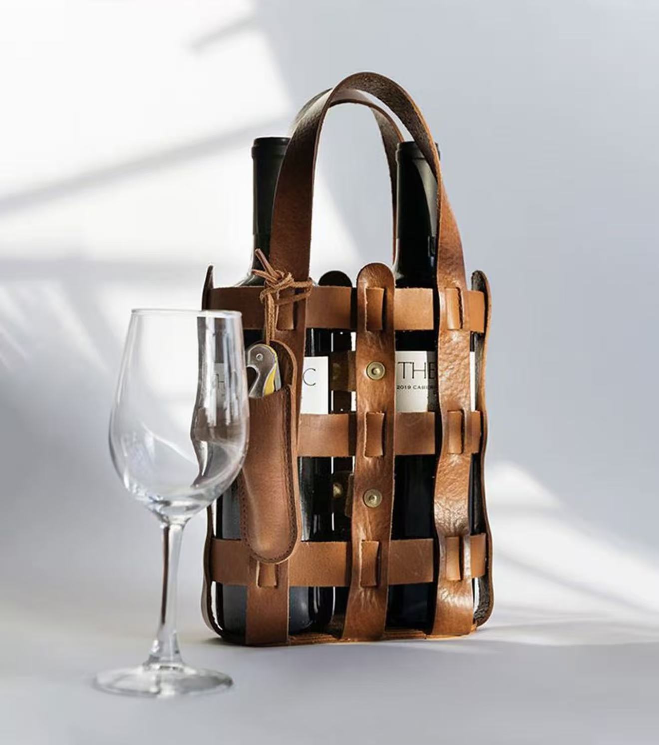 Hide &amp; Drink, Double Wine Bottle Carrier, Travel Purse, Full Grain Leather