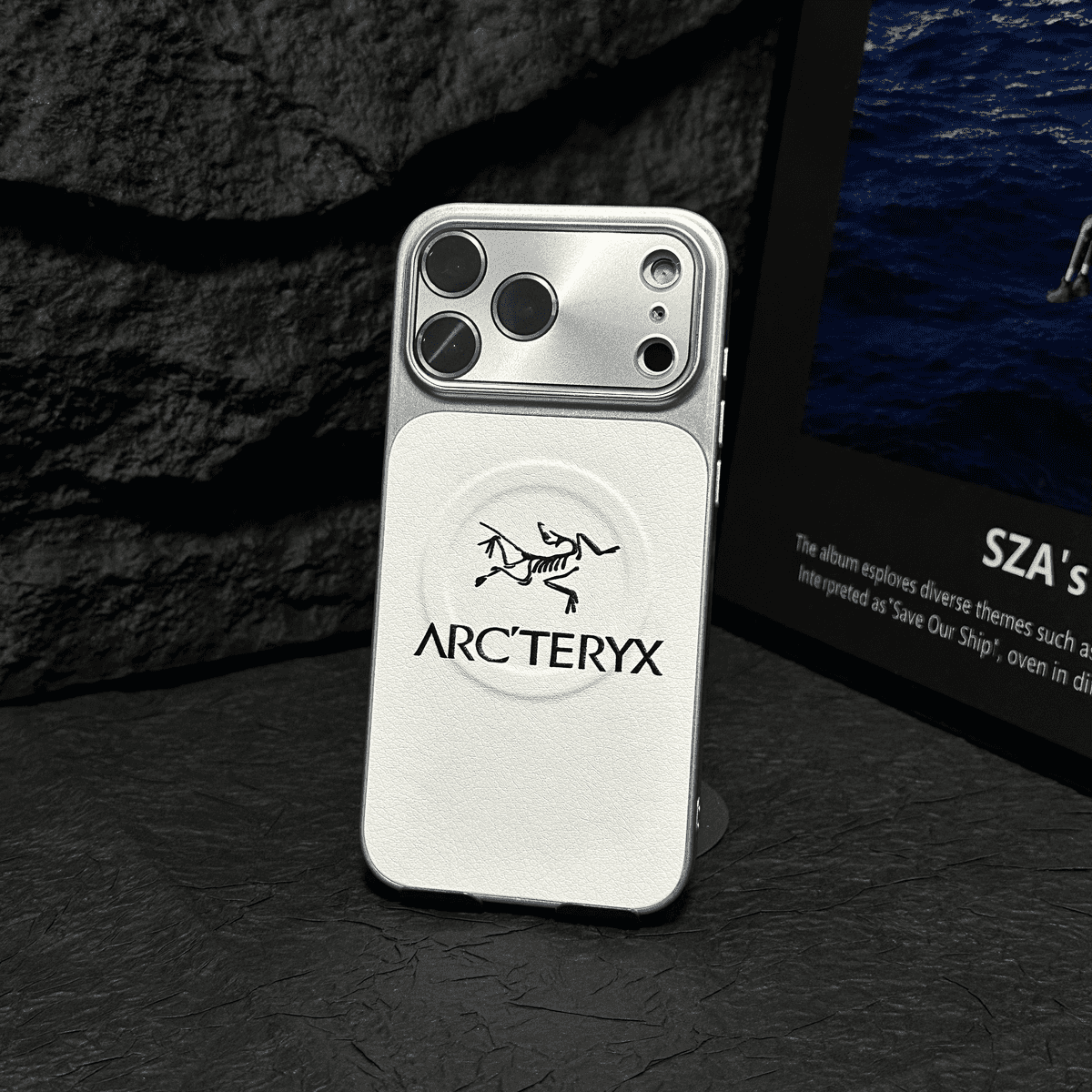 MagSafe Leather iPhone Case – Magnetic Grip &amp; Full Protection